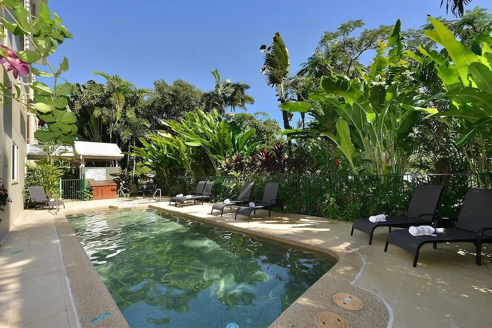 Port Douglas Apartments - Adults Only Oasis Aparthotel